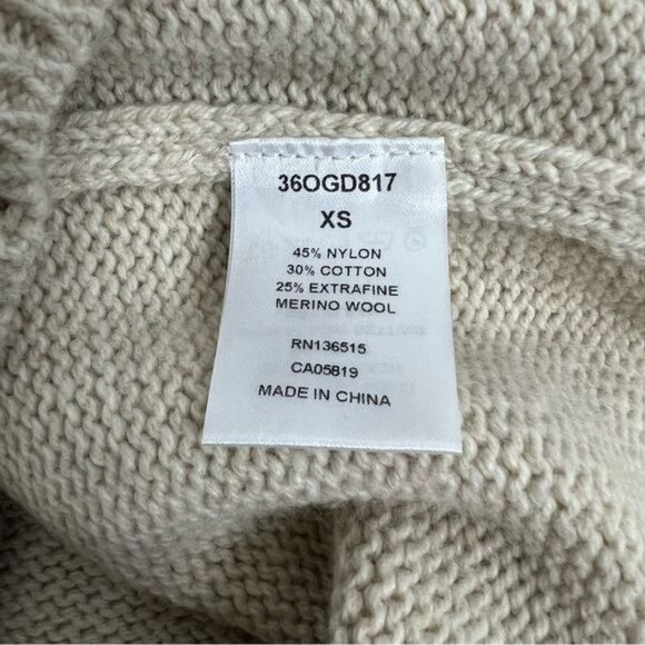 NWT One Grey Day V Neck Tunic Sweater - XS - Picture 7 of 8